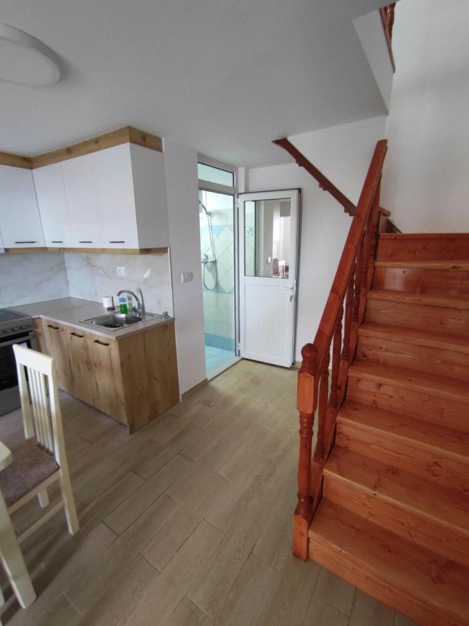 Rose Apartment Саранда Екстер'єр фото