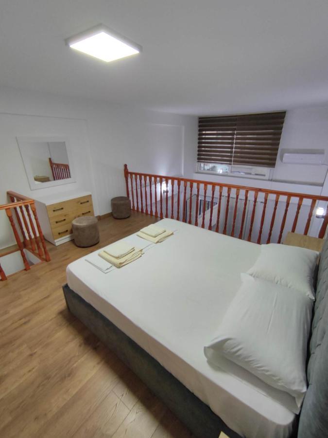 Rose Apartment Саранда Екстер'єр фото