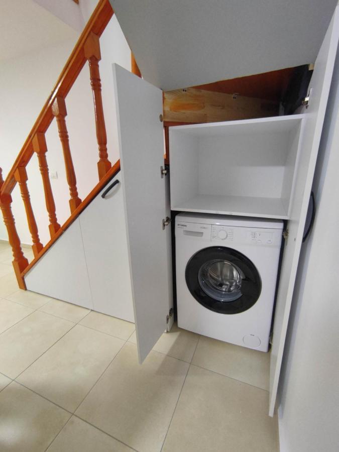 Rose Apartment Саранда Екстер'єр фото