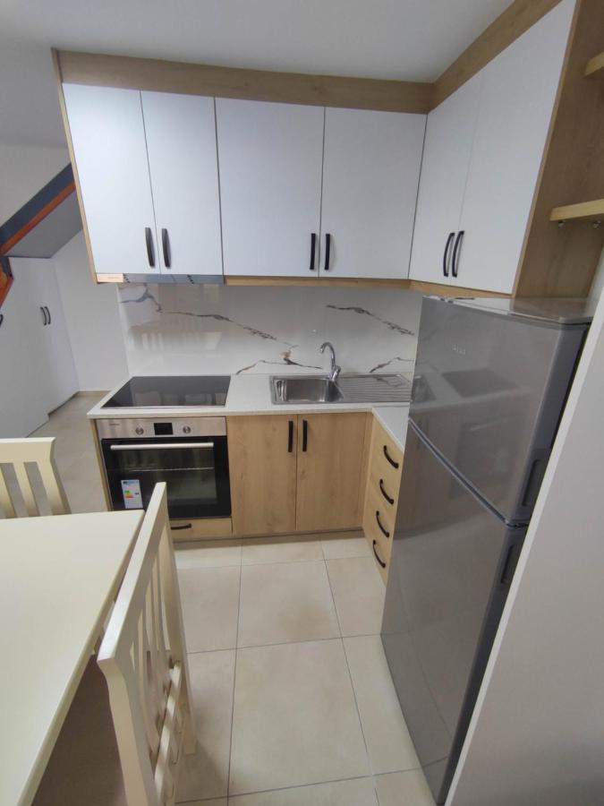 Rose Apartment Саранда Екстер'єр фото